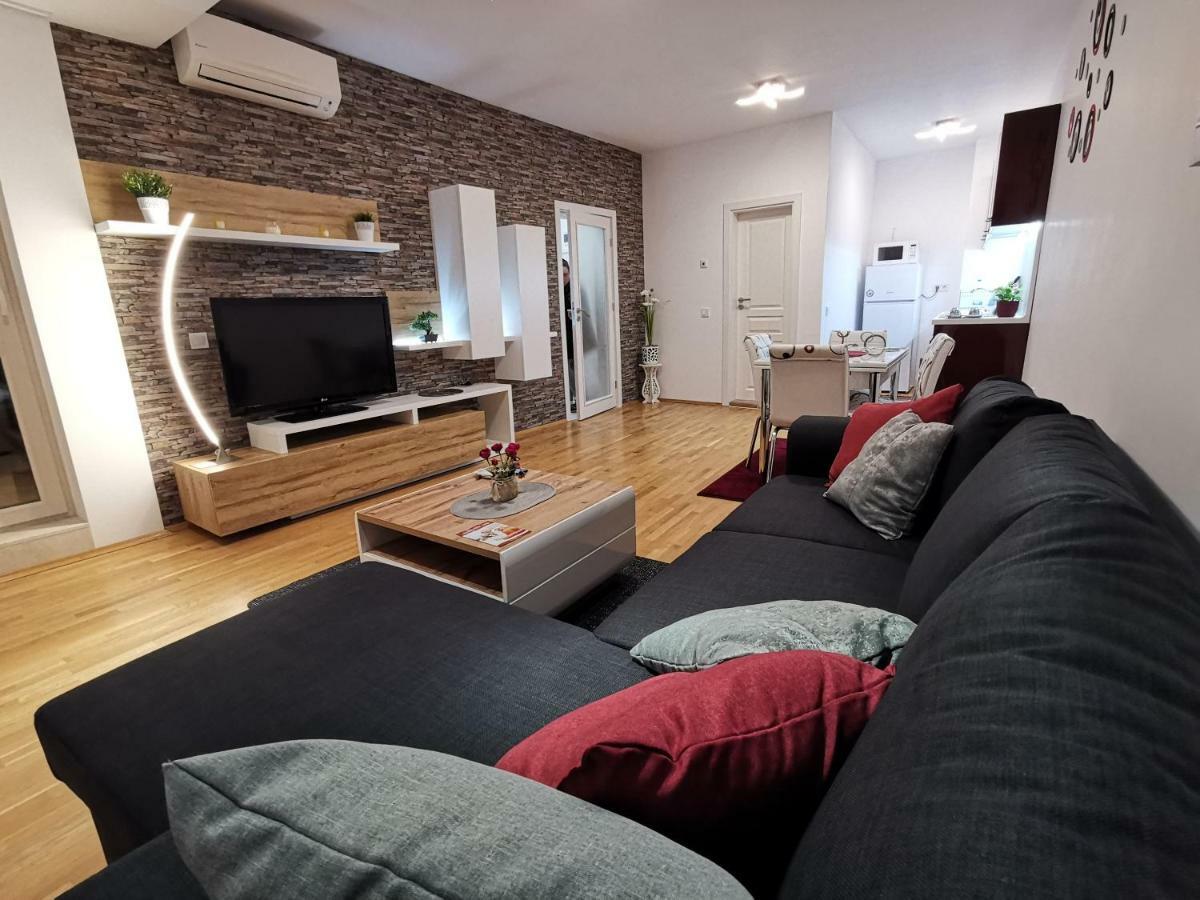 Cozy Apartment By The Sea 산콘스탄틴앤헬레나 외부 사진