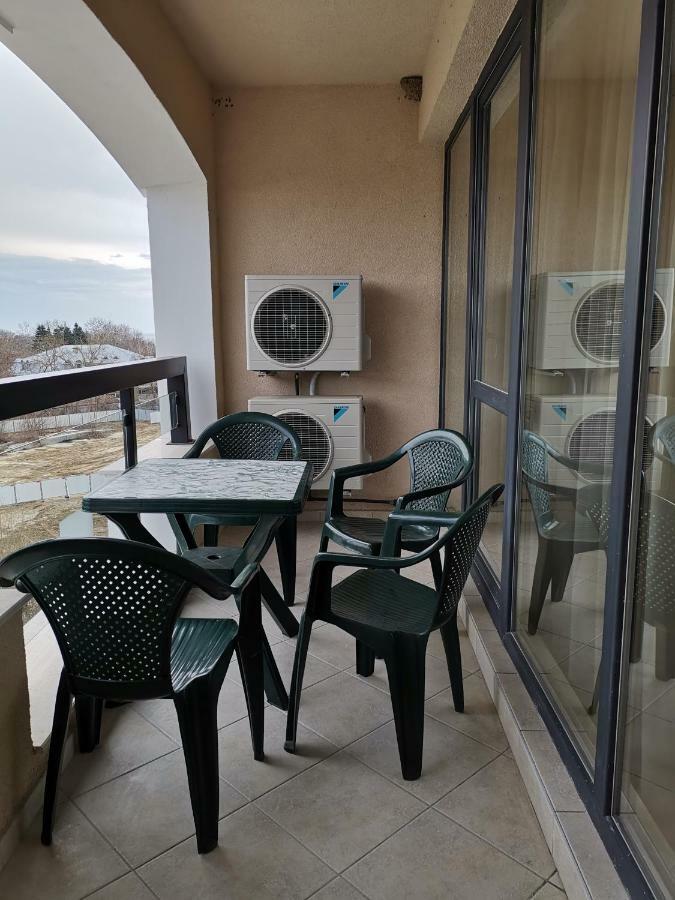 Cozy Apartment By The Sea 산콘스탄틴앤헬레나 외부 사진